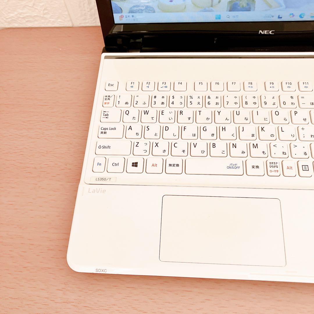 Windows11✨メモリ8GBでサクサク☘️カメラ付すぐ使えるノートパソコン白