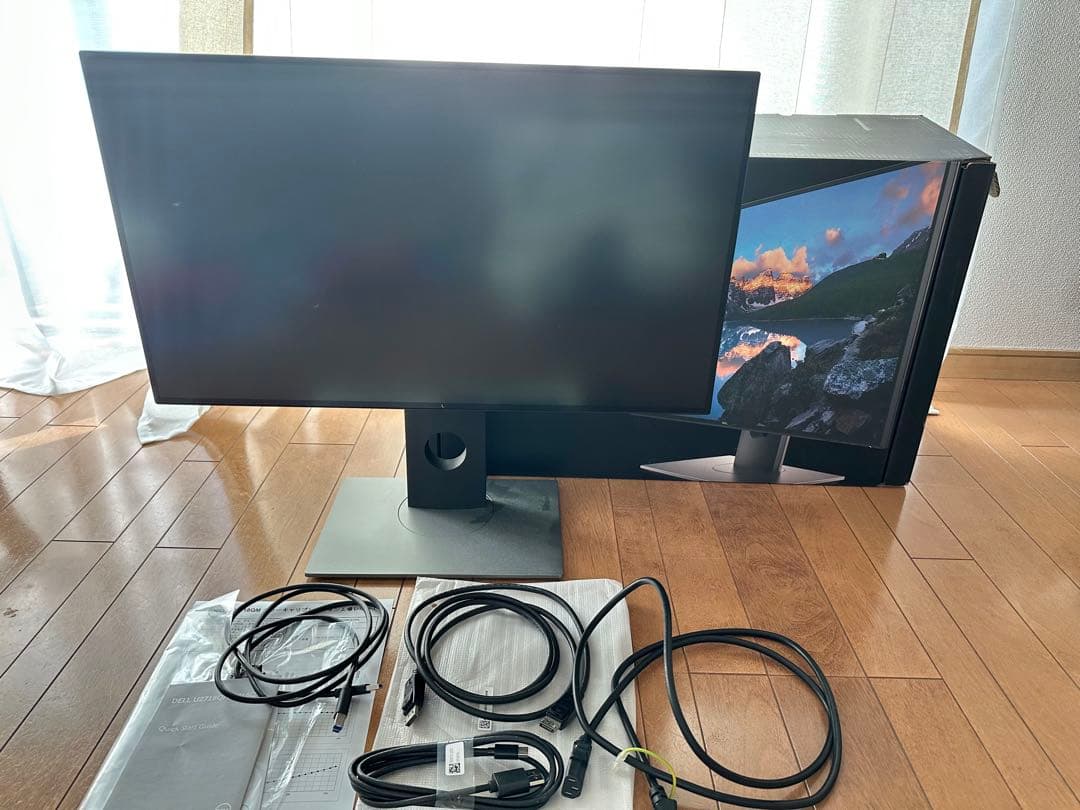 Dell 4Kモニター 27インチ U2718QM