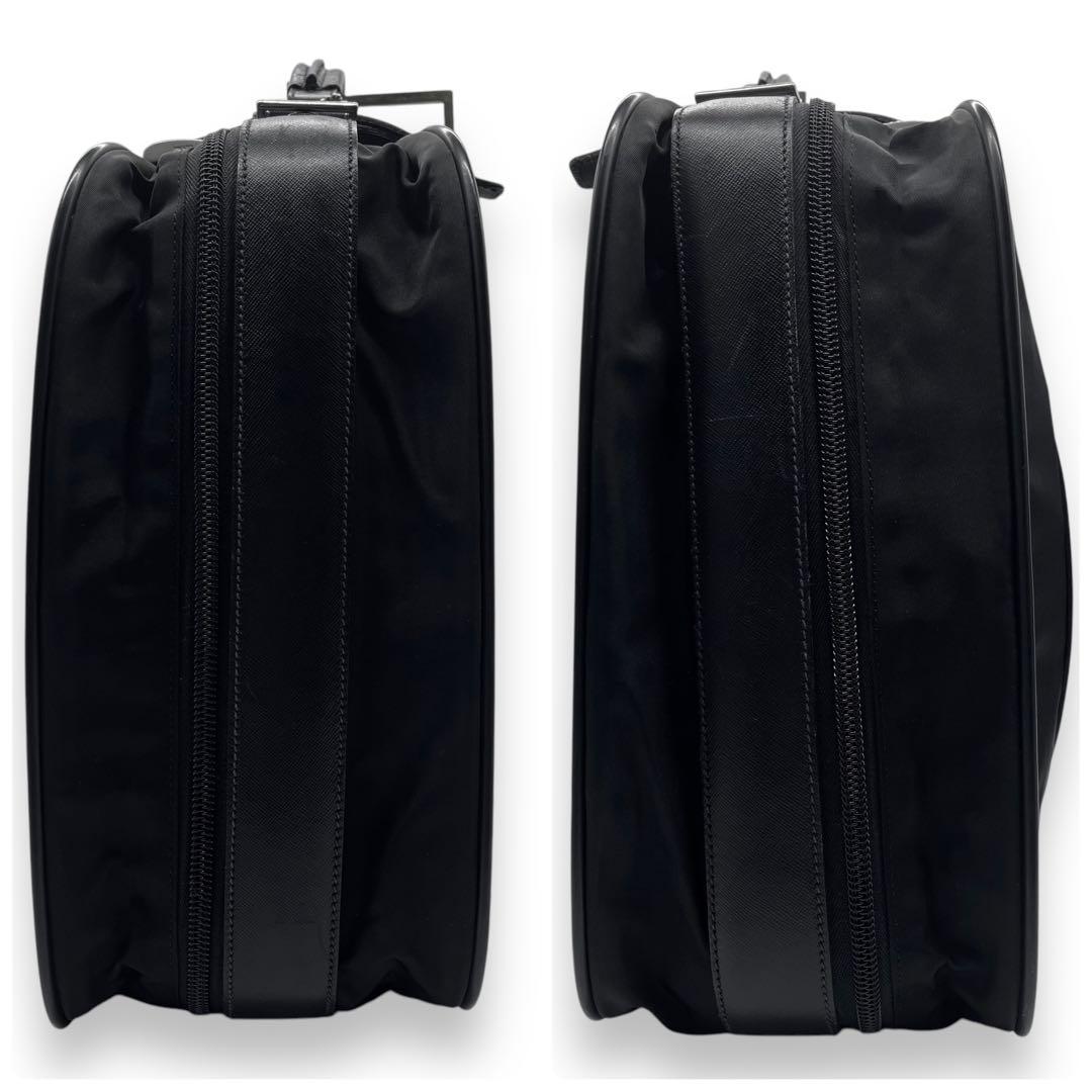 極美品■プラダ　2way　ビジネスバッグ　ナイロン　三角ロゴ　ショルダー付　黒