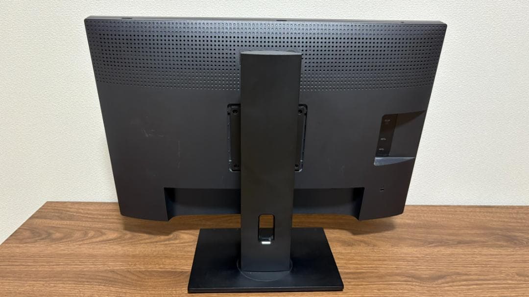 Benq SW240 AQCOLOR 24.1型