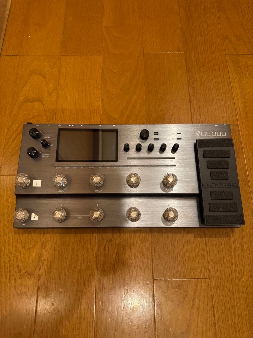 【メルカリ内最安値】Mooer GE300 マルチエフェクター