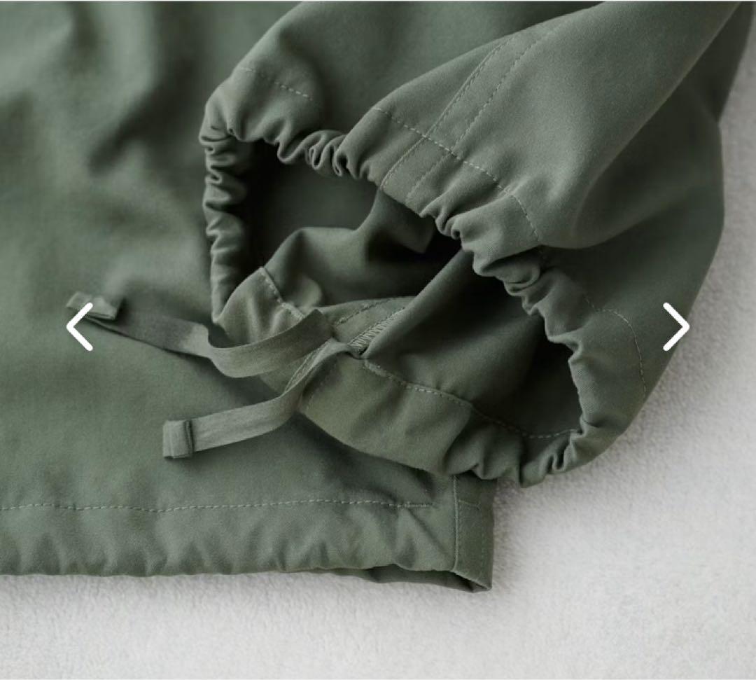 ホワイト カーゴパンツ リラックスフィット