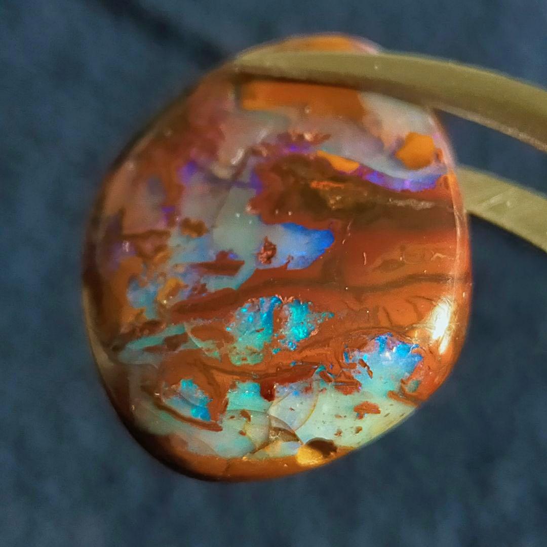 【オーストラリア産】ボルダーオパールのタンブル②