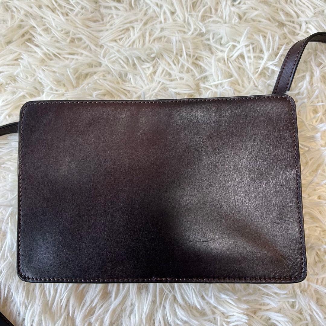 美品 マザーハウス アンティーク サコッシュ ロゴ刻印 レザー ブラウン