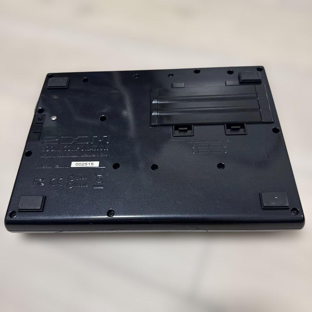 ZOOM / R8 / MTR / マルチトラックレコーダー　32GSDカード付