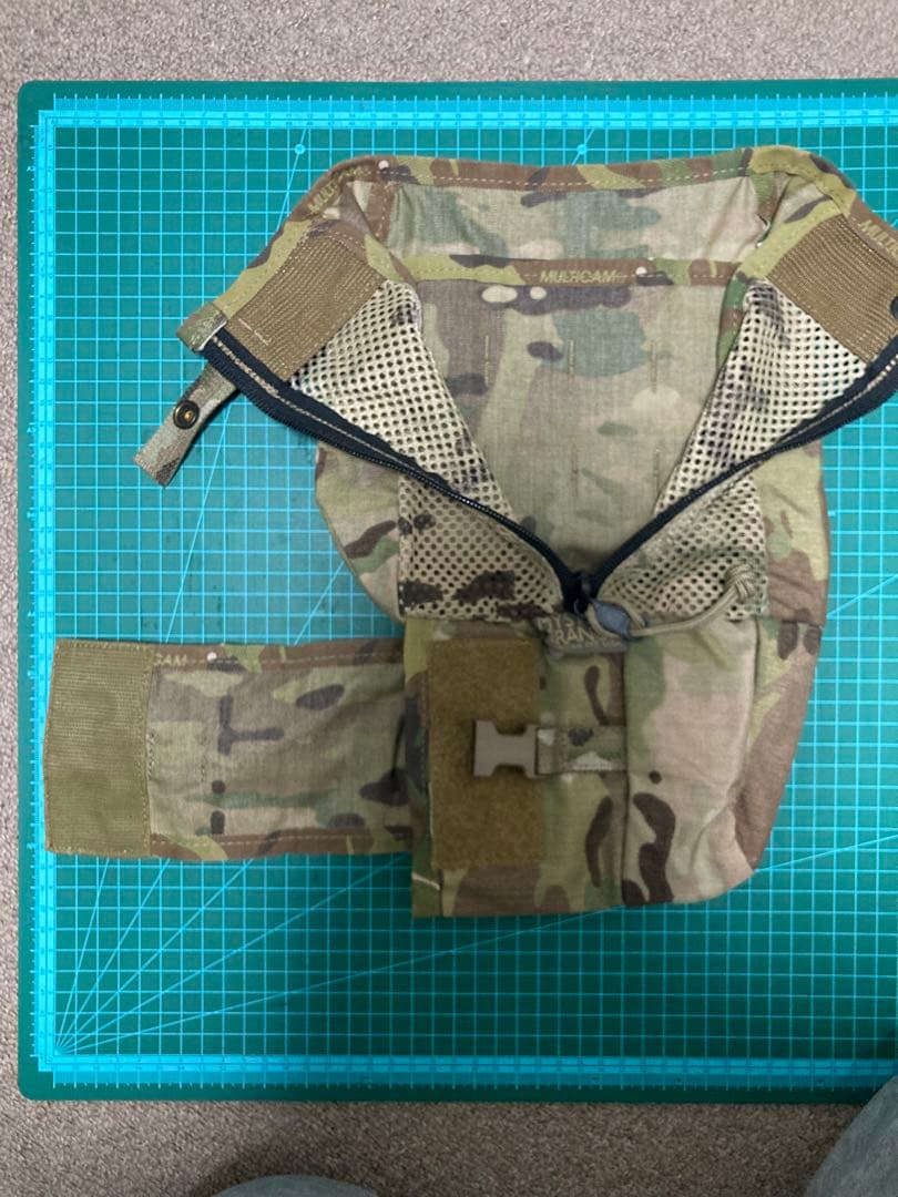 ミステリーランチ　ラジオポーチ　マルチカム