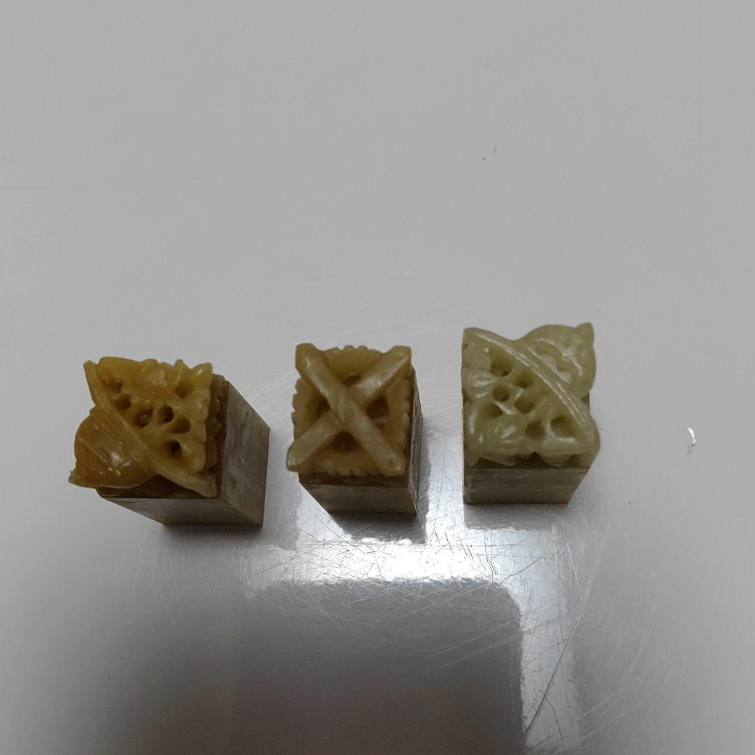 篆刻用の天然石の11本セット[天然石の箱付き]