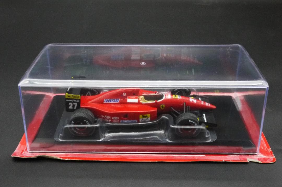 1/24 フェラーリ F92A J.アレジ 1992 レインタイヤ