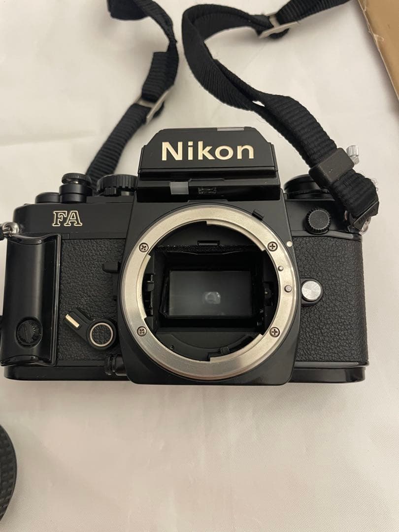 ❷美品 Nikon FA レンズ付き フィルムカメラ ケース付属品あり