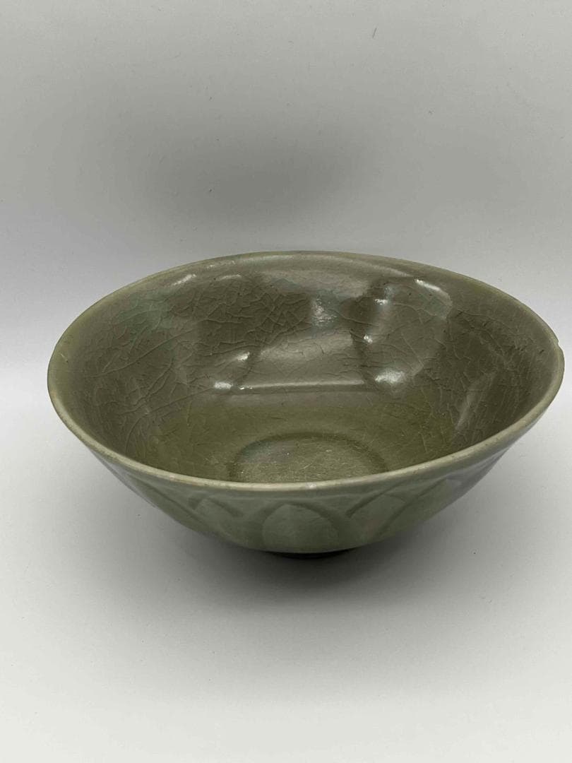 宋時代　青磁　耀州窯刻蓮瓣文碗　茶盞 青瓷鉢　茶碗　唐物(D-3)