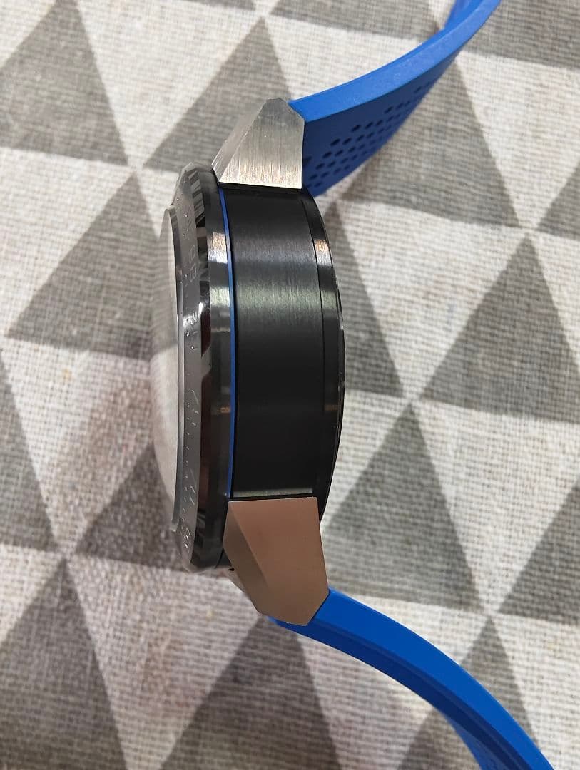 タグホイヤー 腕時計 CAR2A1T.FT6052 自動巻き