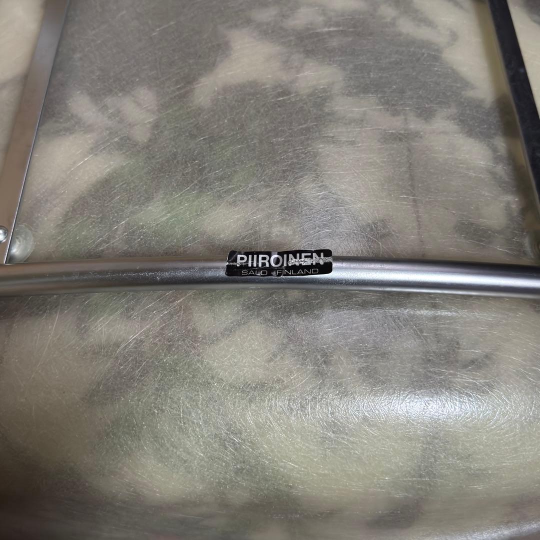 PIIROINEN ピロイネン マリメッコ 植物柄のモダンカウンターチェア