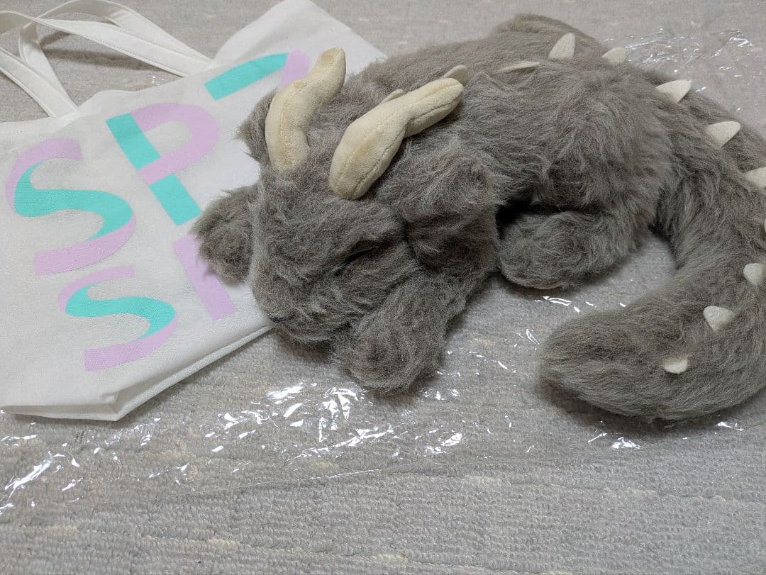 スピッツ　ぬいぐるみ　モニャモニャ