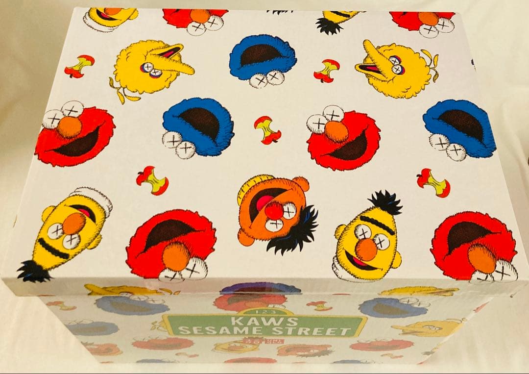 【未使用】希少KAWS セサミストリート　コンプリートボックス