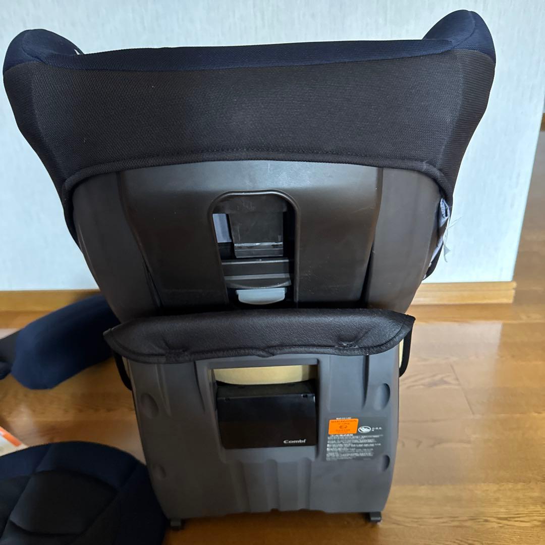 Combi ネセルターンリミテッドISOFIX チャイルドシート
