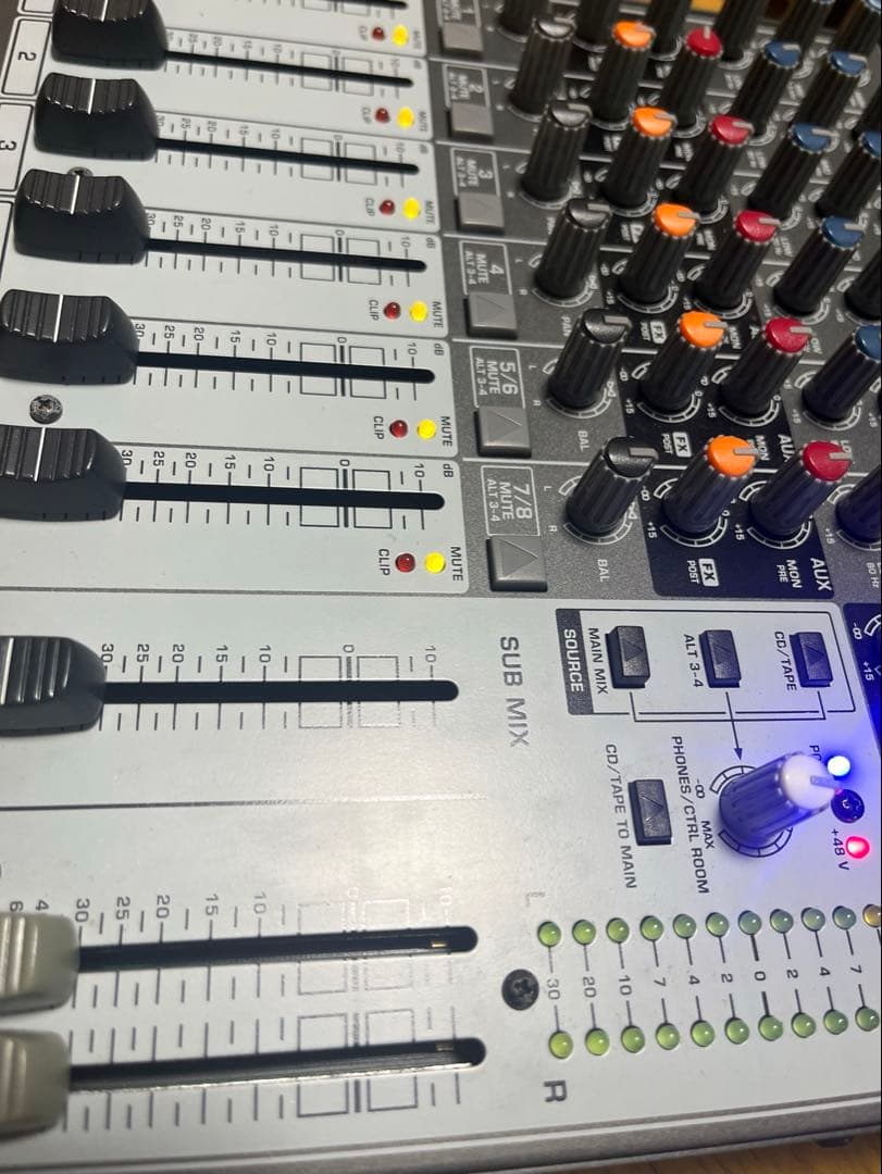 BEHRINGER XENYX 1204 アナログミキサー