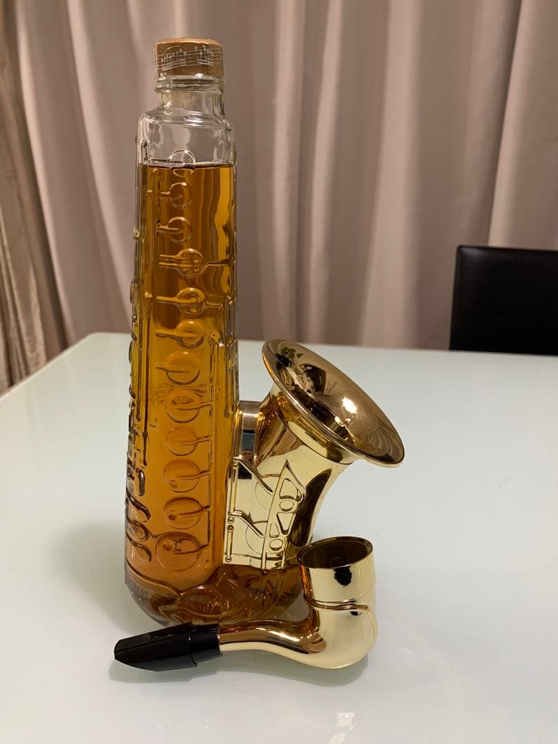 【未開栓】山崎サントリーピュアモルトウイスキー　サックス型ボトル