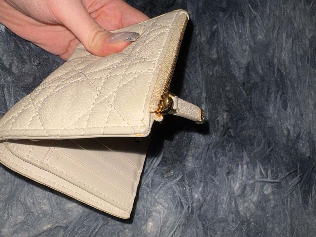 Dior Caro Dahlia ウォレット カナージュ カーフスキン
