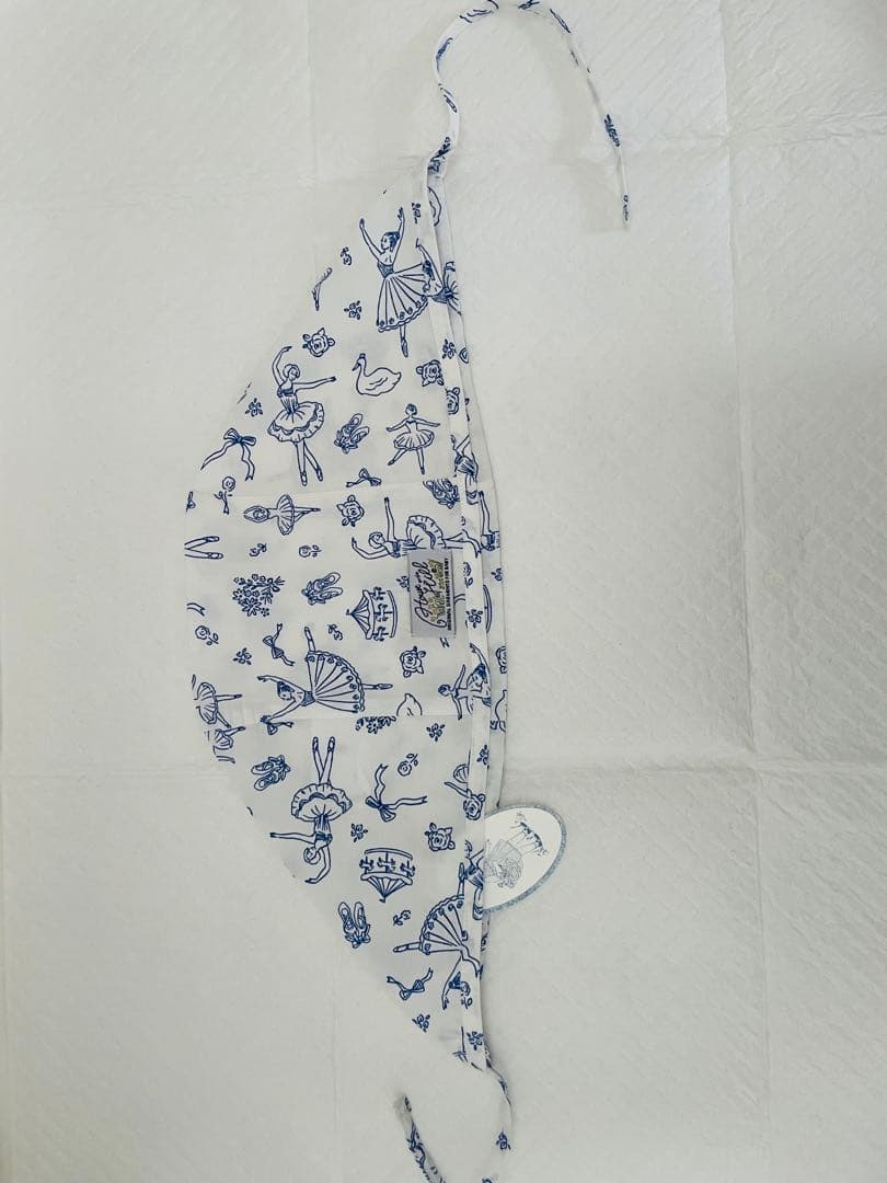 house on the hill Bonnet（Ballet）90