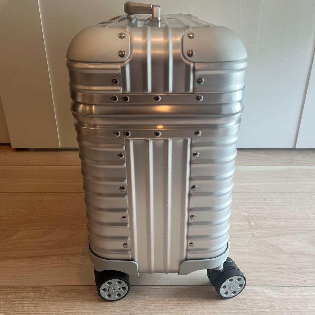 リモワ オリジナルパイロット