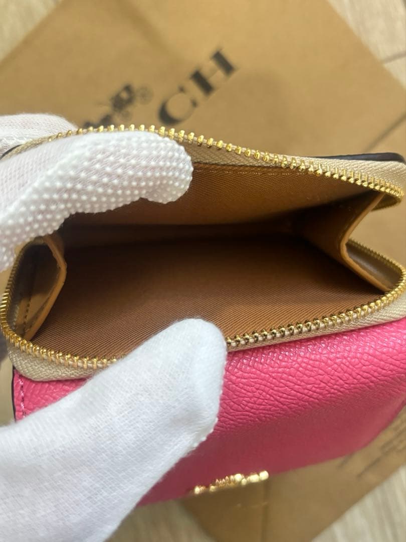 【新品未使用】COACH コーチ 三つ折り財布 ピンク×シグネチャー ベージュ