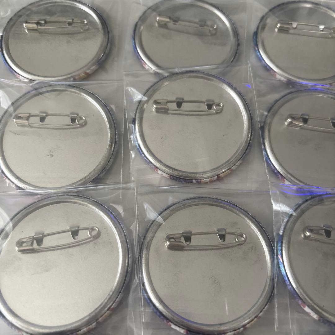 プロセカ　青柳冬弥　グリ缶　10A グリッター缶バッジ 純ブラ特訓後　30点