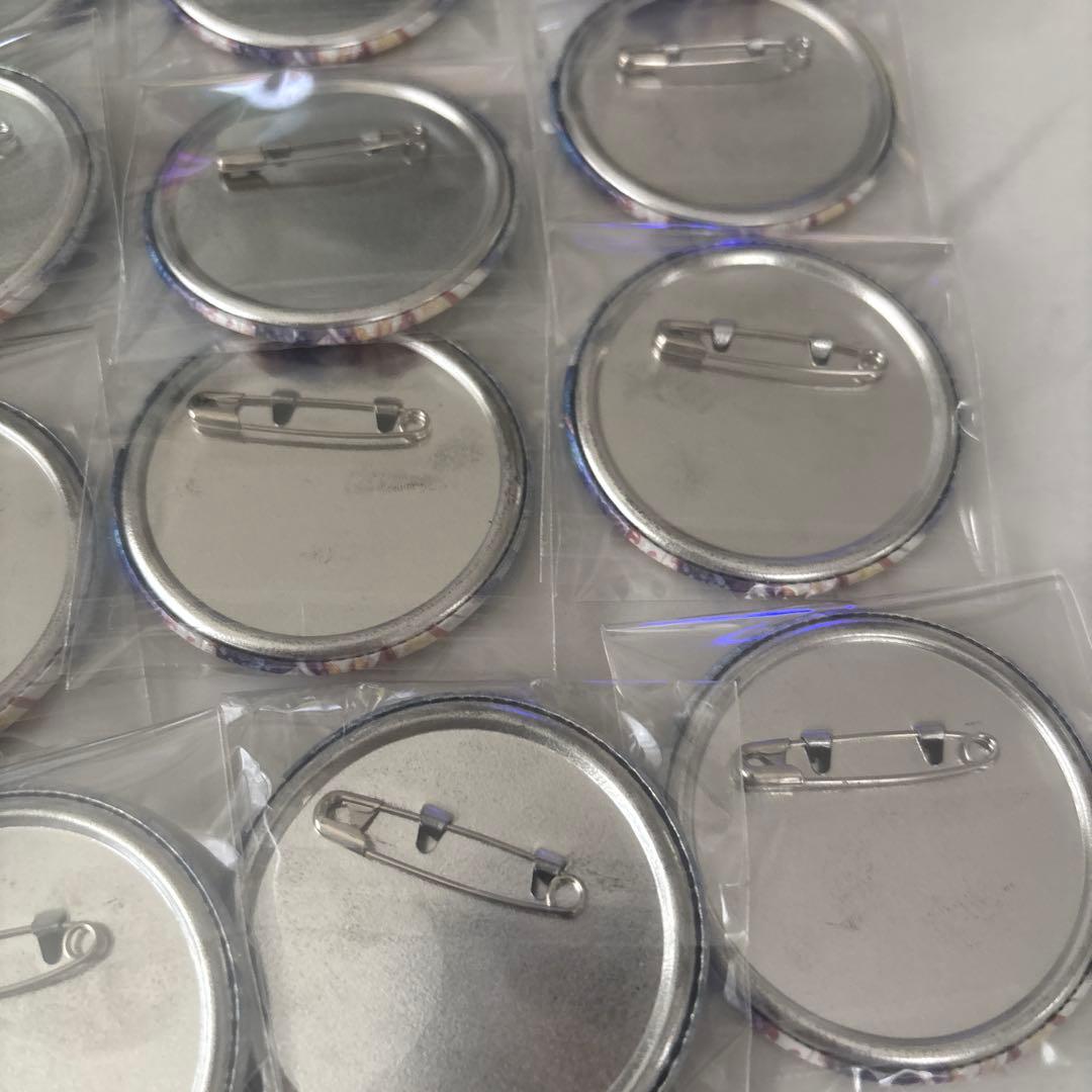 プロセカ　青柳冬弥　グリ缶　10A グリッター缶バッジ 純ブラ特訓後　30点