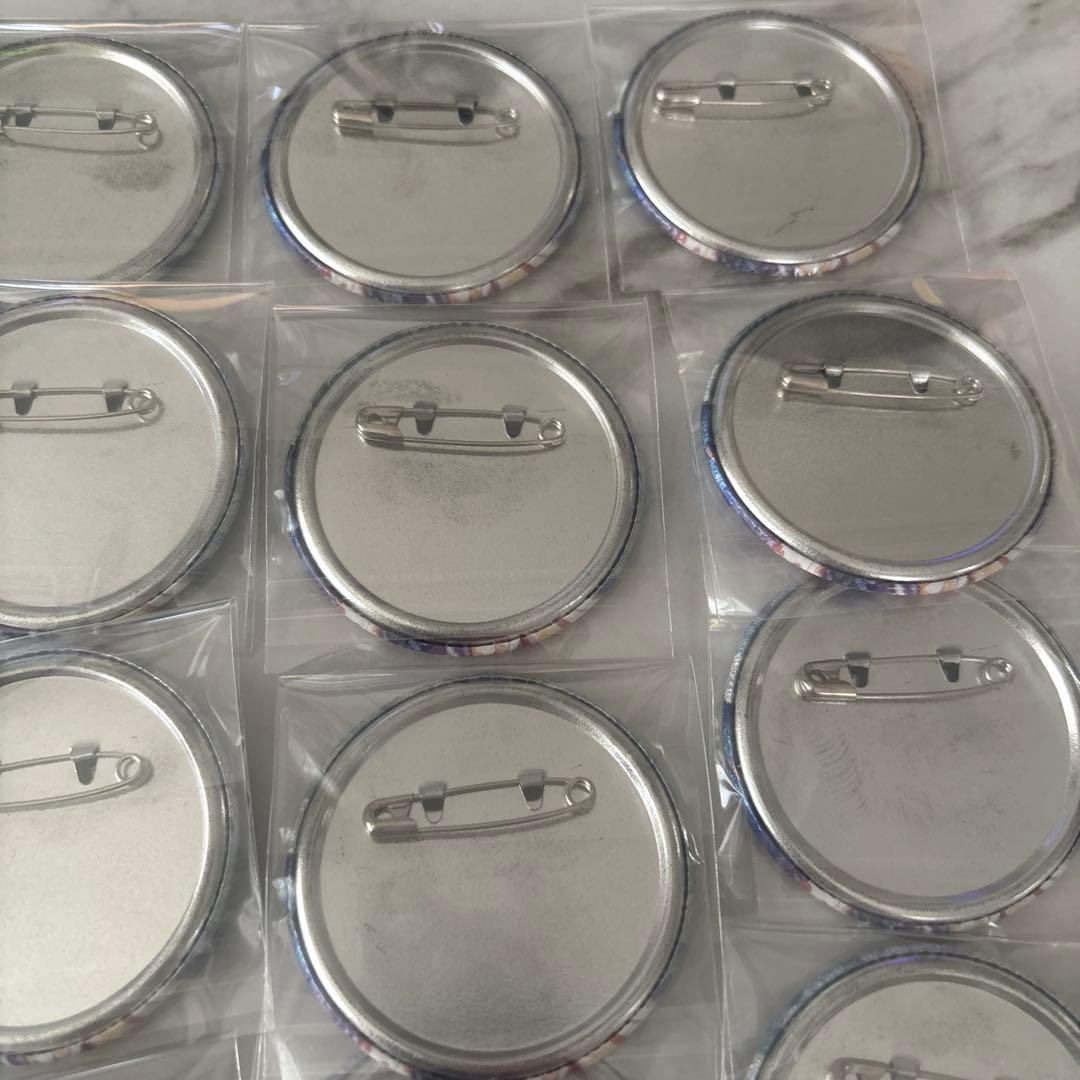 プロセカ　青柳冬弥　グリ缶　10A グリッター缶バッジ 純ブラ特訓後　30点