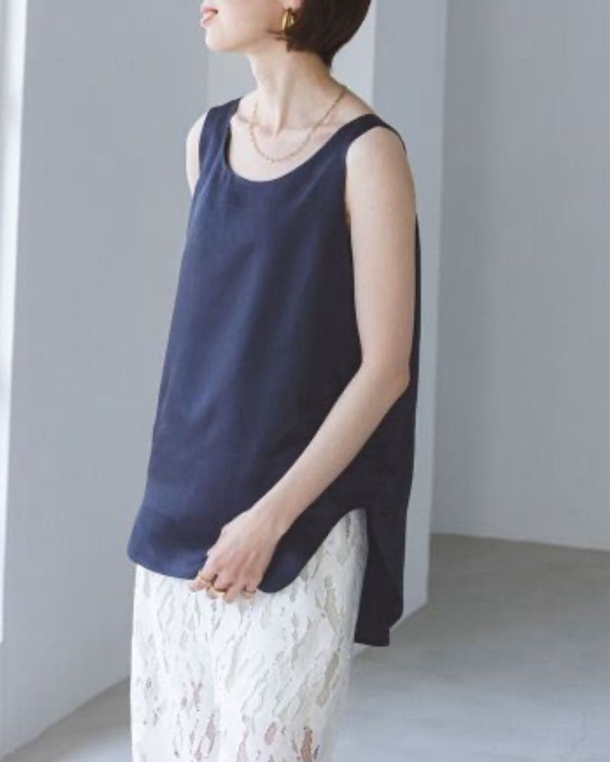 【NOBLE】サテンタンクトップ