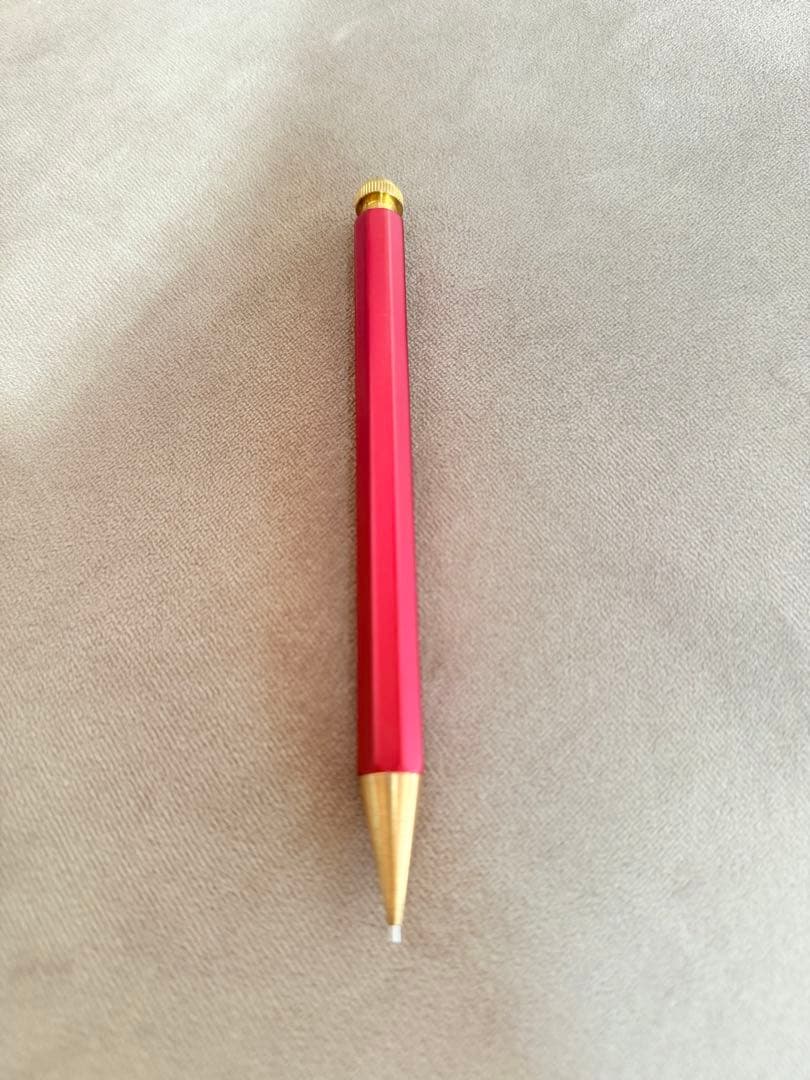 カヴェコスペシャルレッド　0.7ミリ　極美品