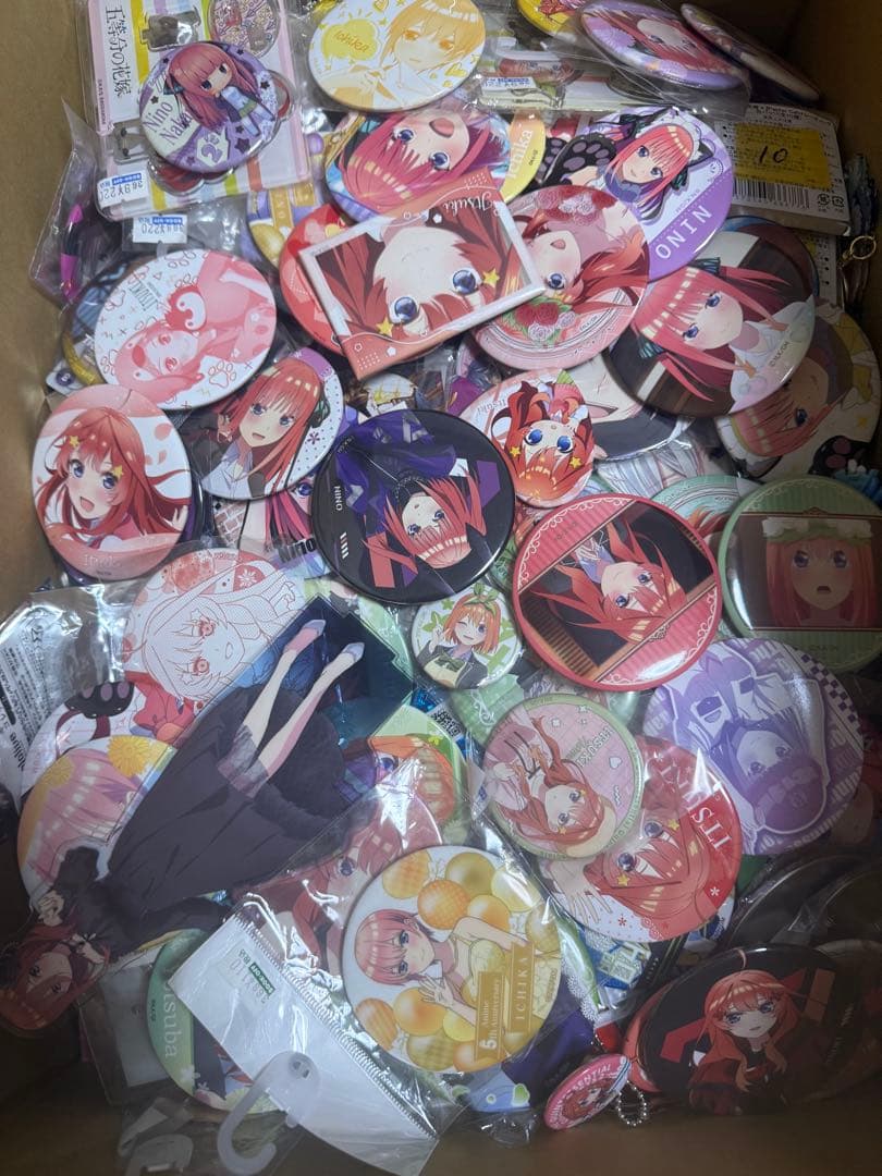 ノンジャンル アニメ キャラクターグッズ 大量 まとめ売り　1300個以上