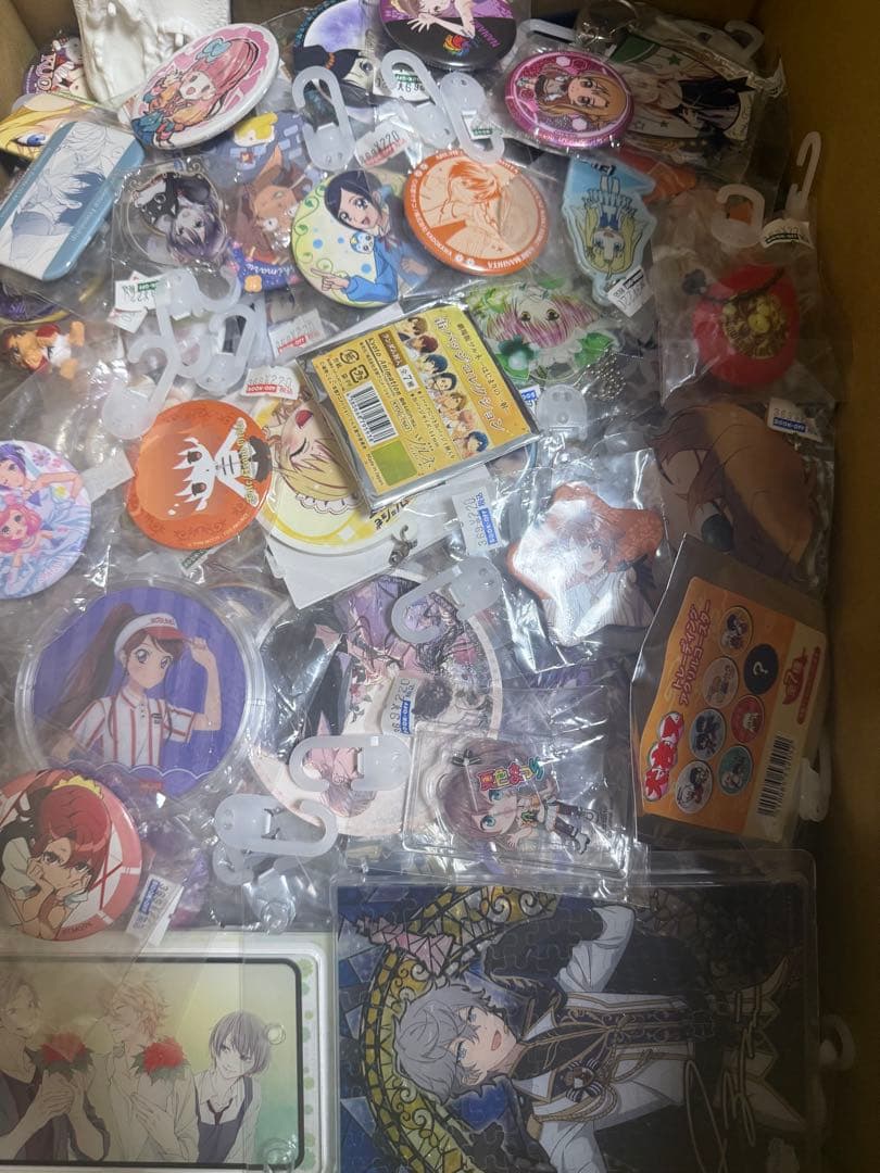 ノンジャンル アニメ キャラクターグッズ 大量 まとめ売り　1300個以上