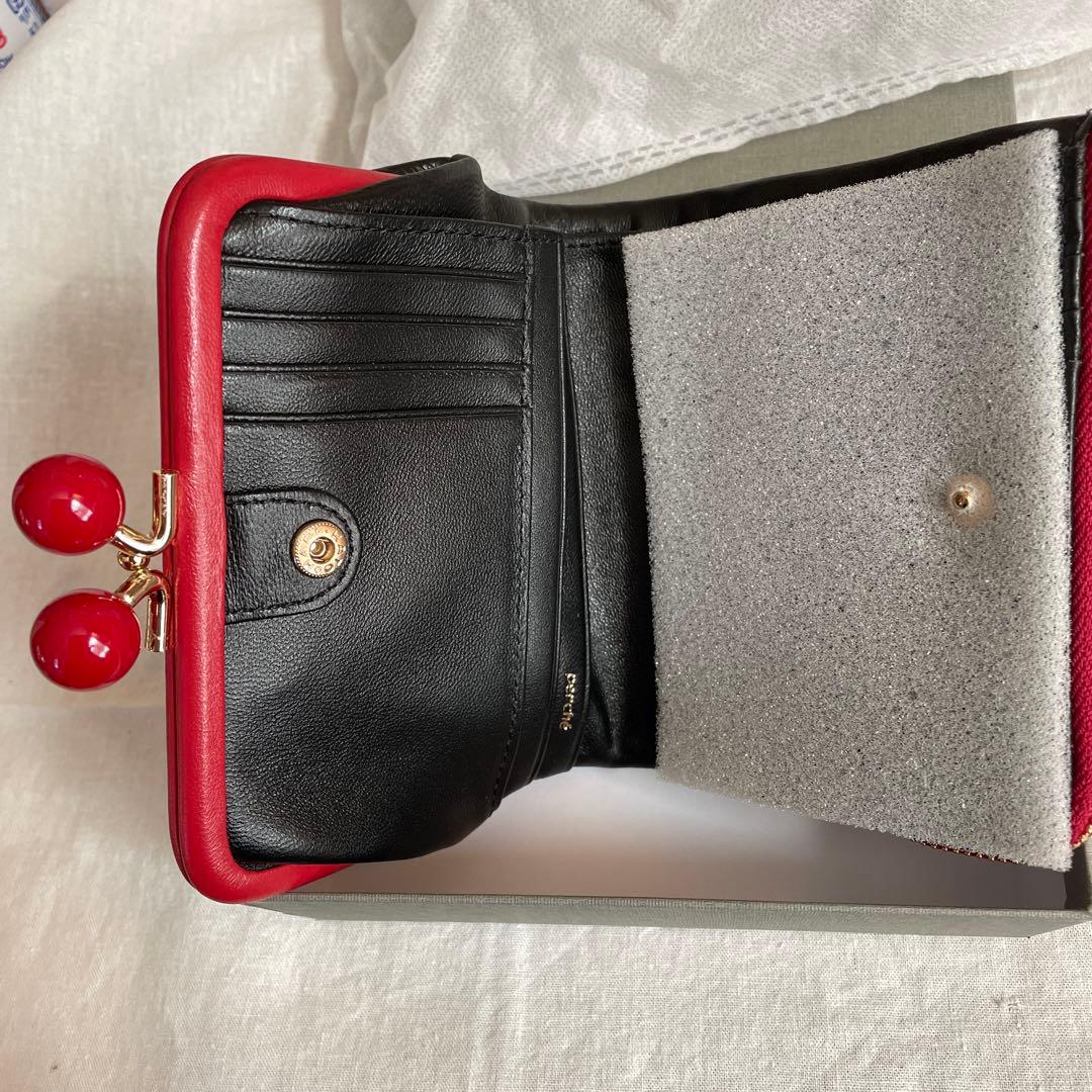 まゆまゆ新品　ペルケperche本田あつみさん　お花柄が可愛すぎるがま口