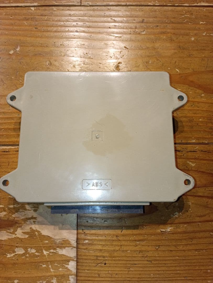 クボタコンバイン　SR18、SR20等　コンピューターコントロールユニット　中古