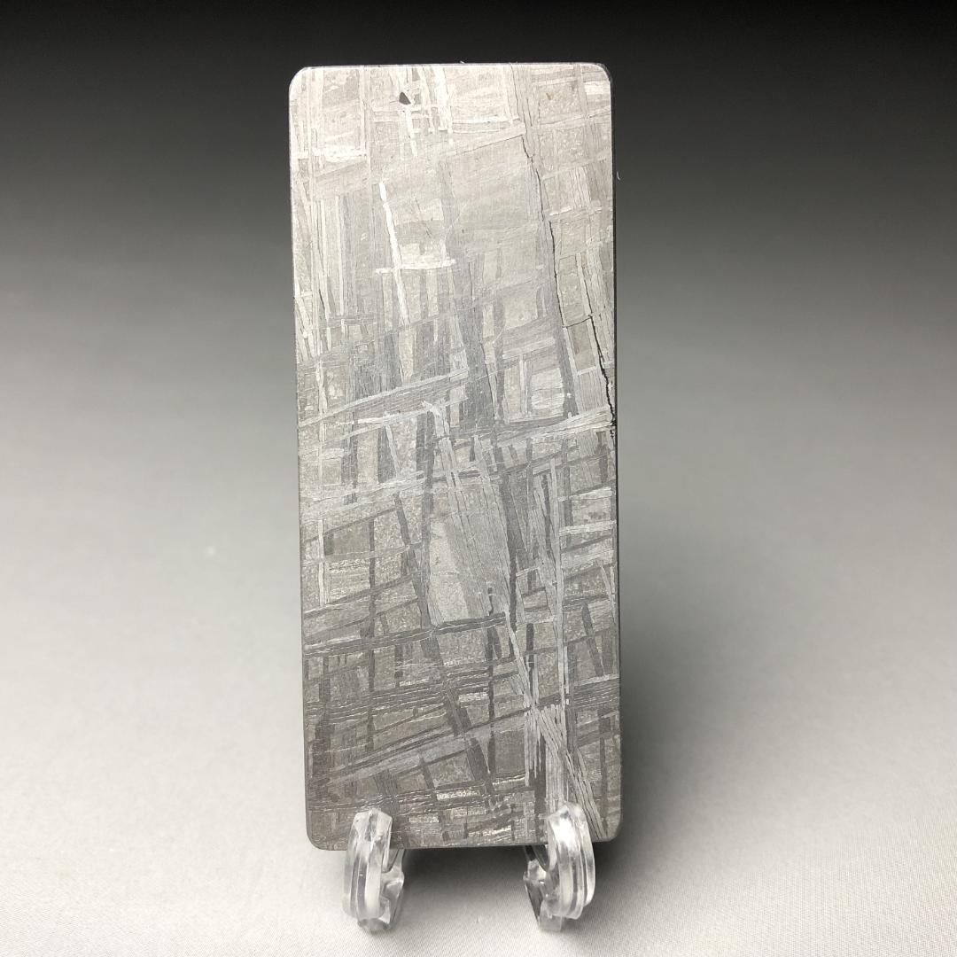 ムオニオナルスタ隕石 鉄隕石　隕石　重さ約77ｇ　ケース付き