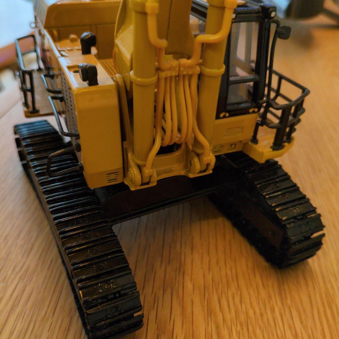 キャタピラー5110B　バックホー　重機ミニチュア　模型