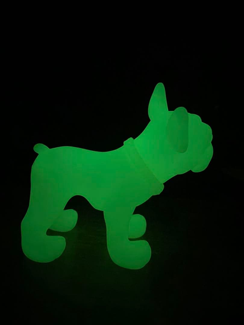 MEDICOM TOY ×NEIGHBORHOOD 犬のフィギュア 溜光素材