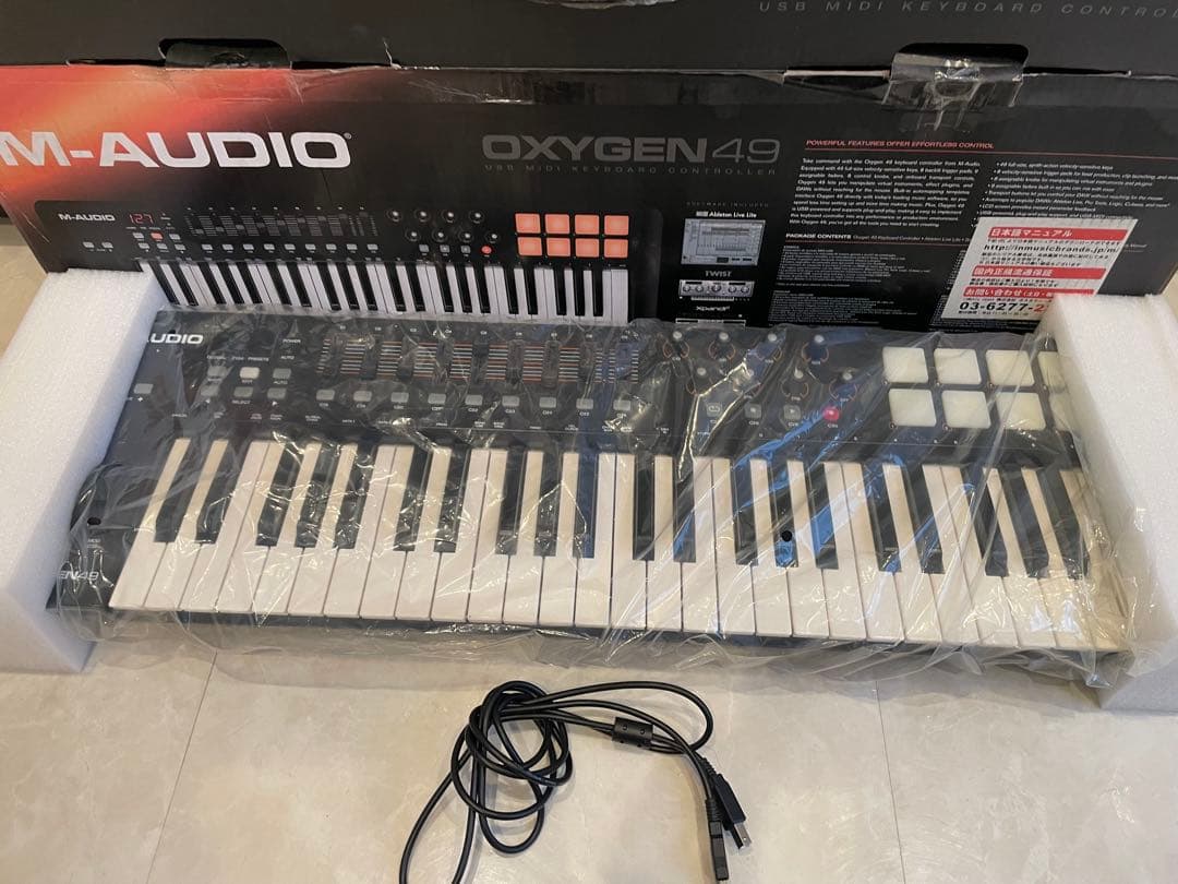 美品M-Audio Oxygen 49 MIDIキーボード