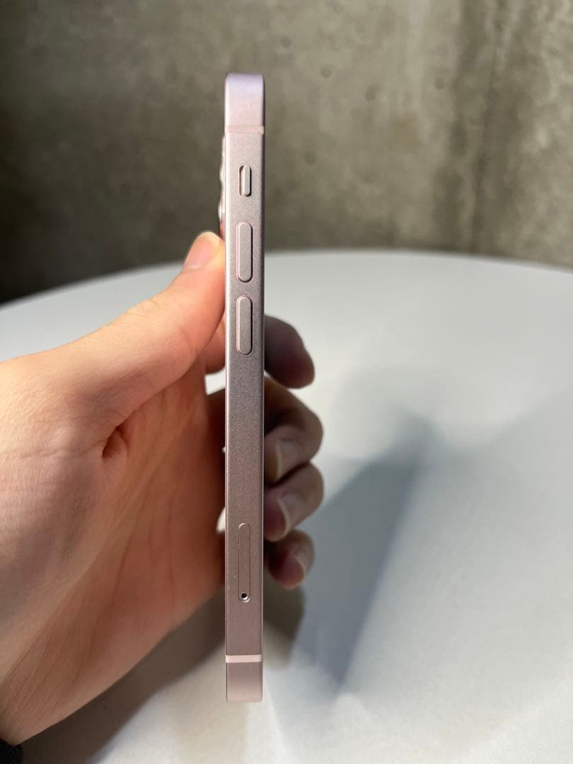 スマートフォン本体 Yui