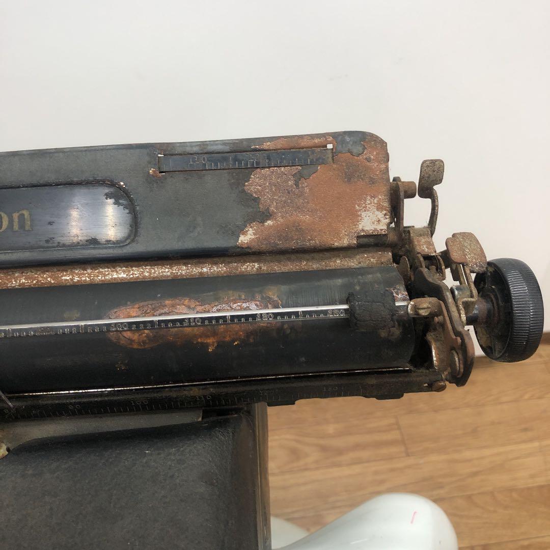 アメリカレミントン製タイプライター、ジャンク品アンティーク、レア、