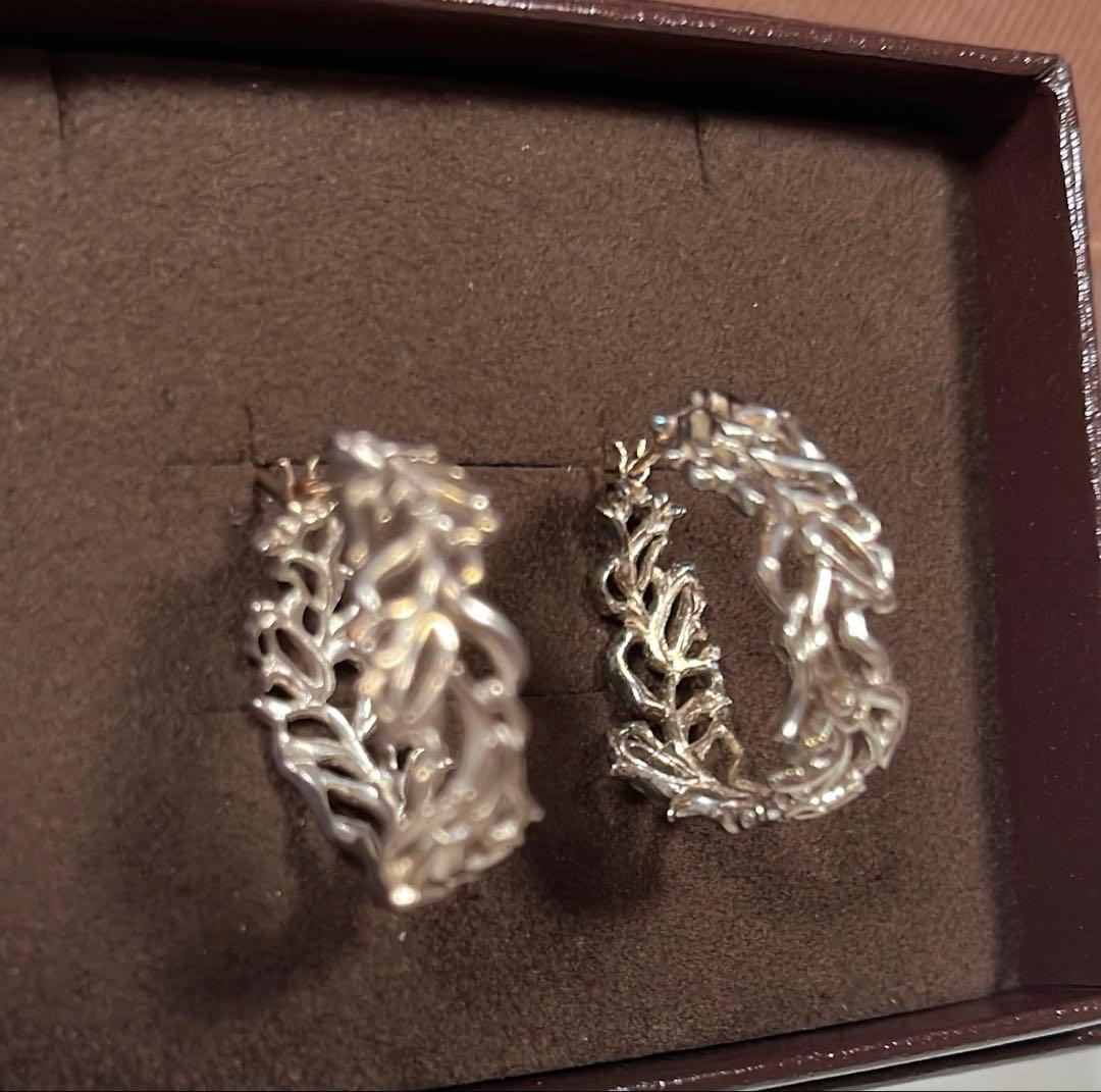 agete 透かし　ピアス