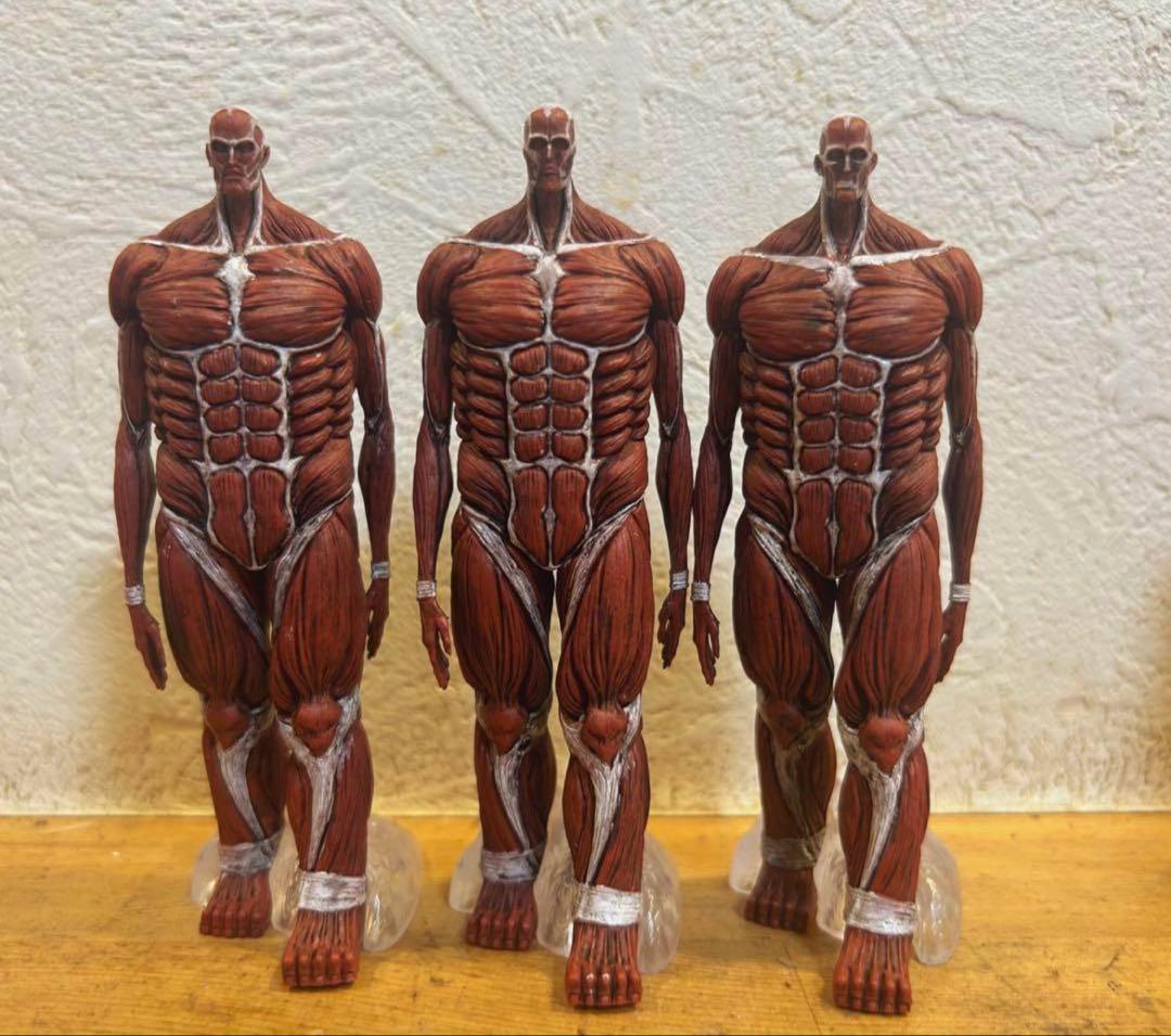 進撃の巨人 一番くじ フィギュア 地鳴らし 全6種　I賞　リペイント