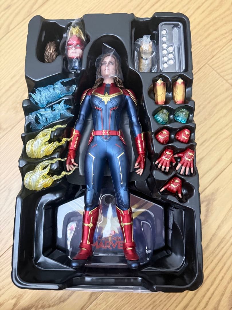 【美品】ホットトイズ　キャプテン・マーベル デラックスエディション