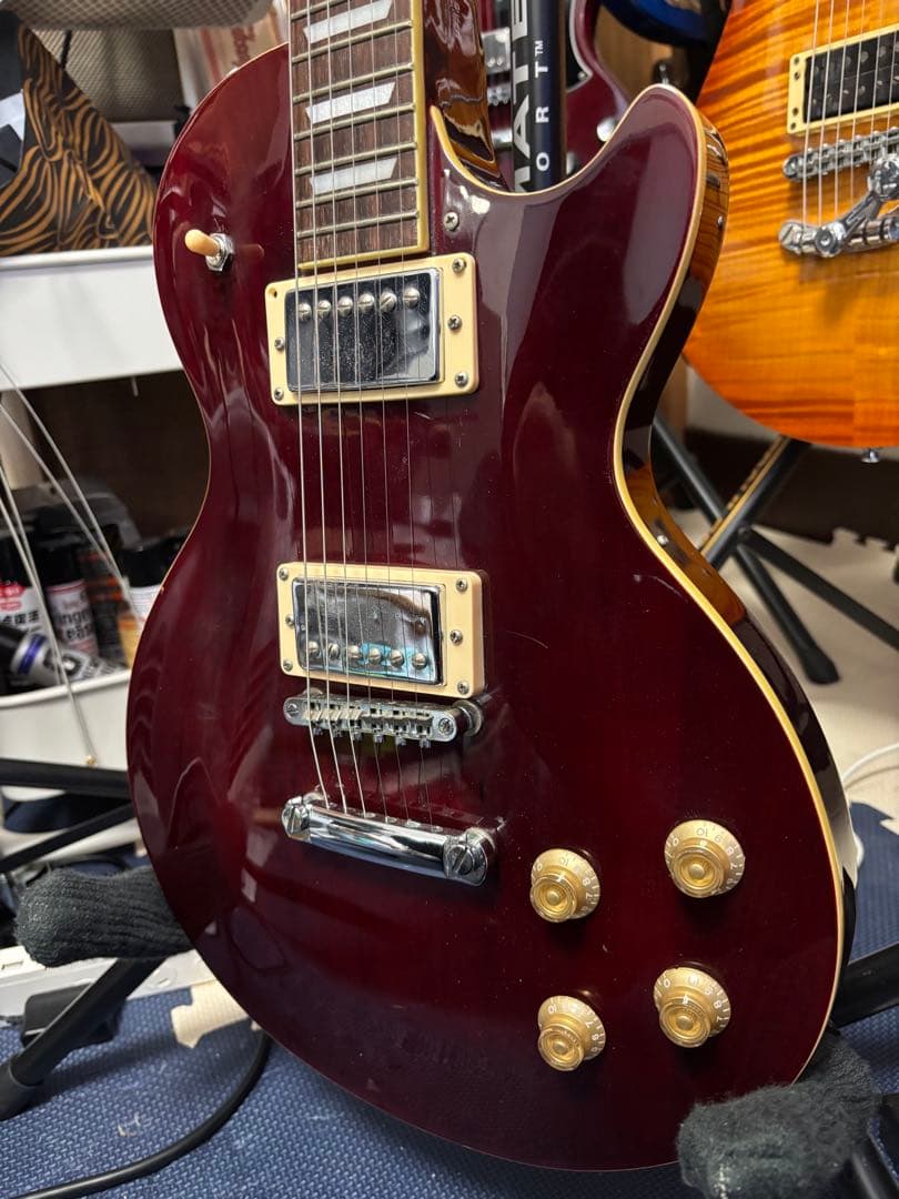 レスポールタイプ　ワインレッド