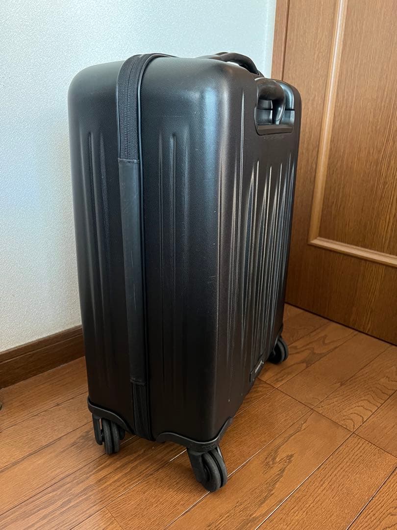 TUMI V3 キャリーケース