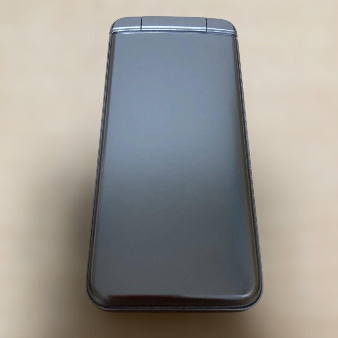 DIGNOケータイ A202KC シルバー ジャンク