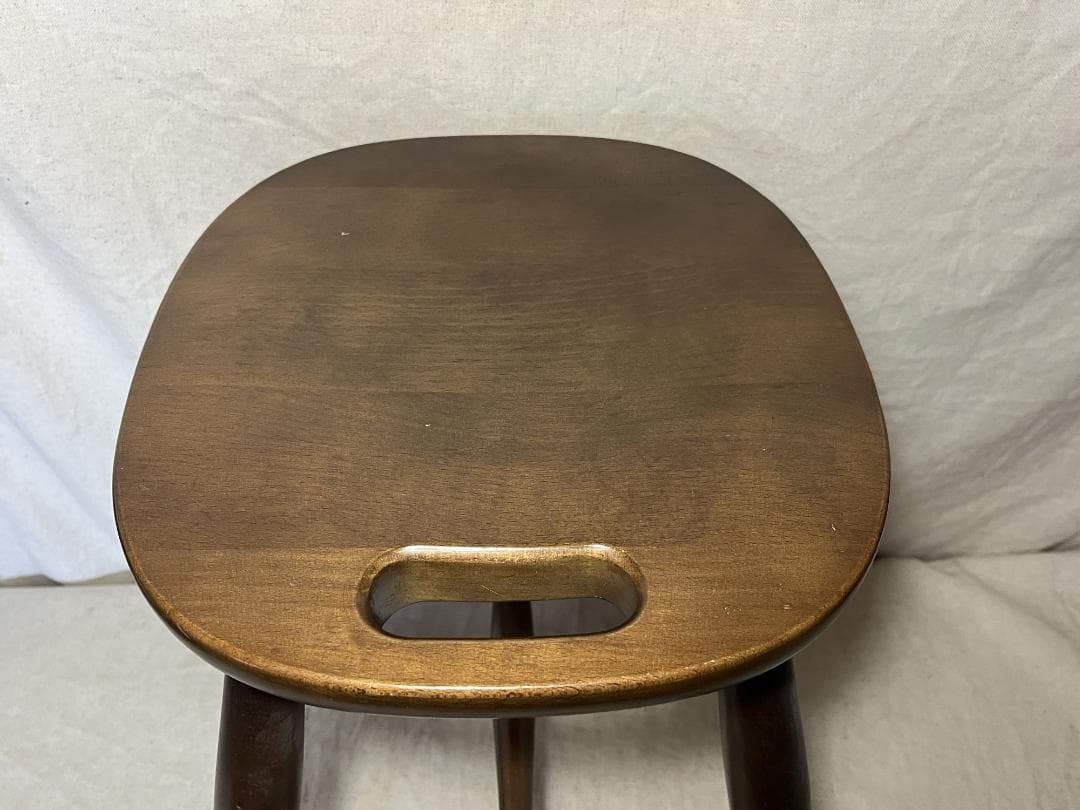 美品！【飛騨産業】 キツツキマーク 持ち手付きスツール高さ約42㎝