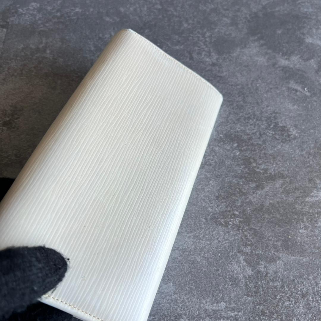 ⭐️ルイヴィトン⭐️ エピ ポルトフォイユ サラ イヴォワール 長財布 ホワイト