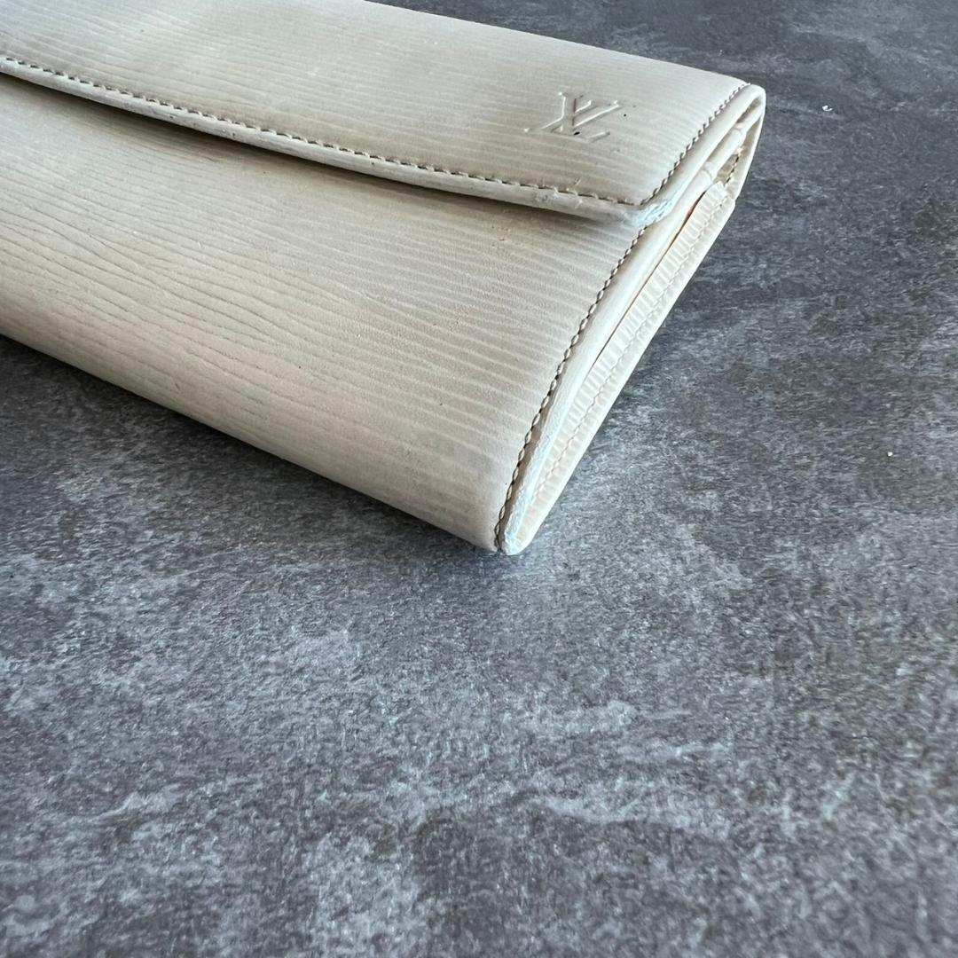 ⭐️ルイヴィトン⭐️ エピ ポルトフォイユ サラ イヴォワール 長財布 ホワイト
