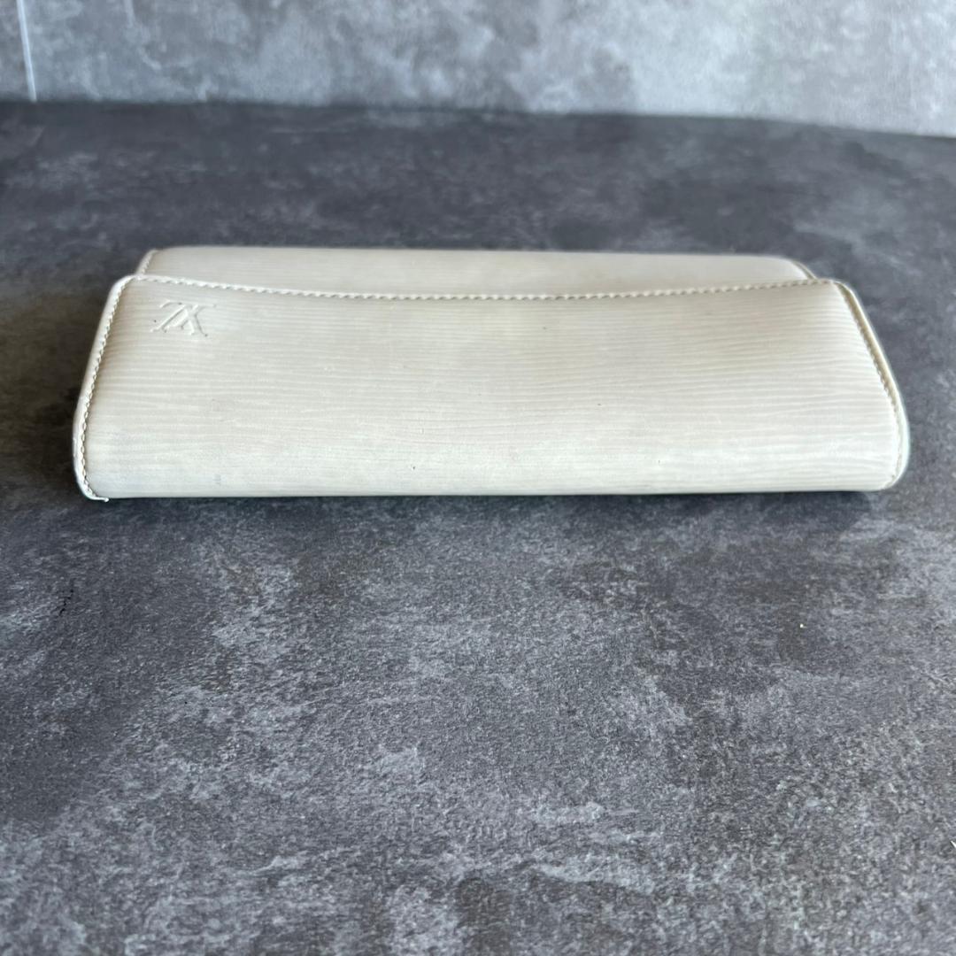 ⭐️ルイヴィトン⭐️ エピ ポルトフォイユ サラ イヴォワール 長財布 ホワイト